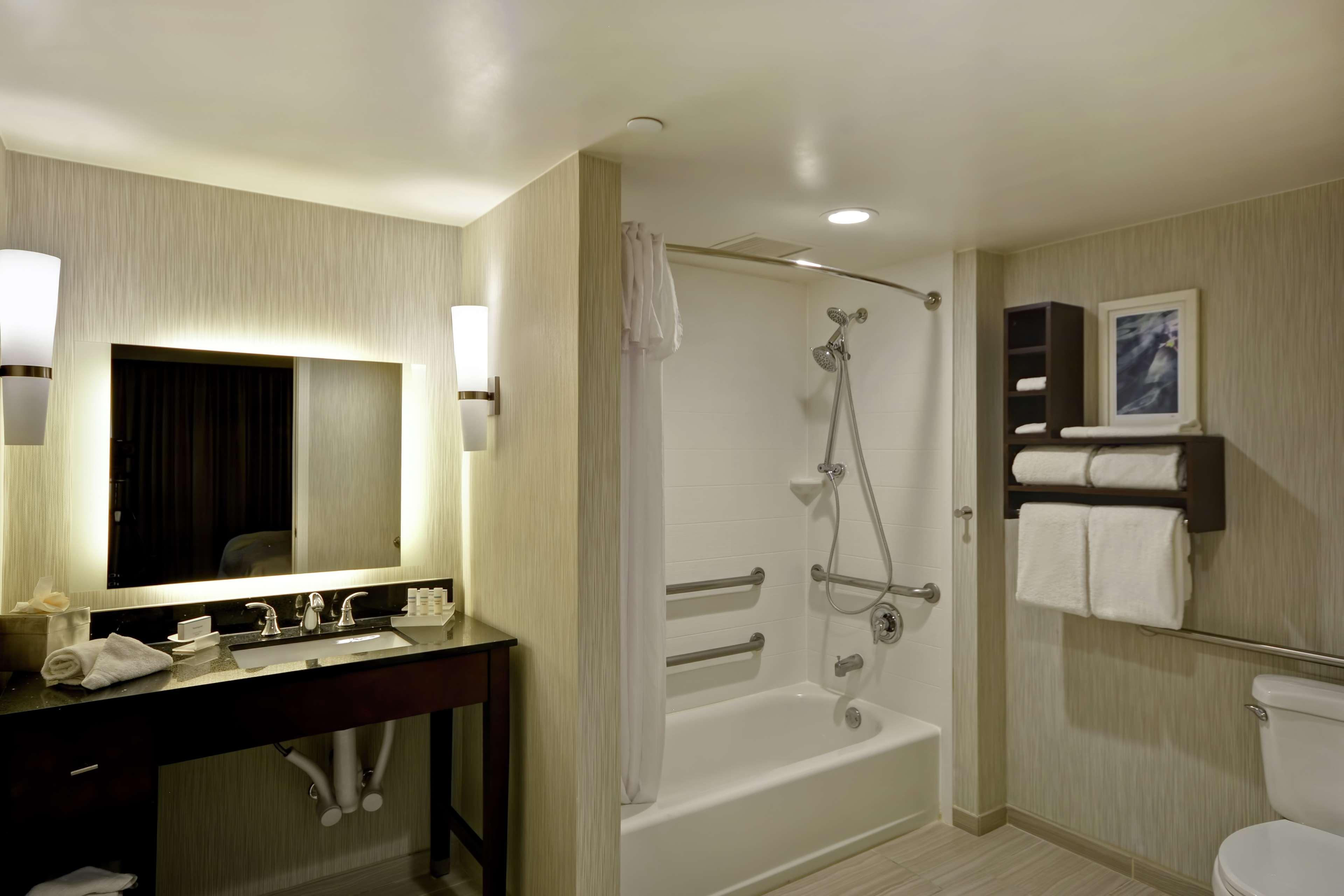 Hotel Homewood By Hilton Indianapolis Carmel